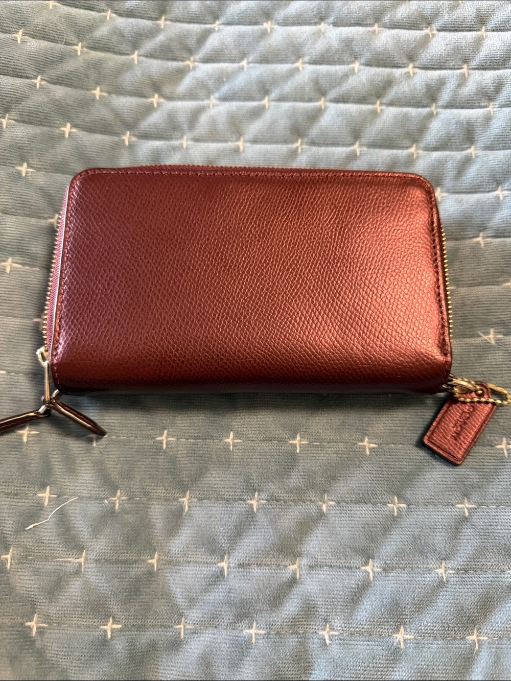 Coach Leather Zip Wallet in Deep Burgundy with Gold Logo - Picture 5 of 5